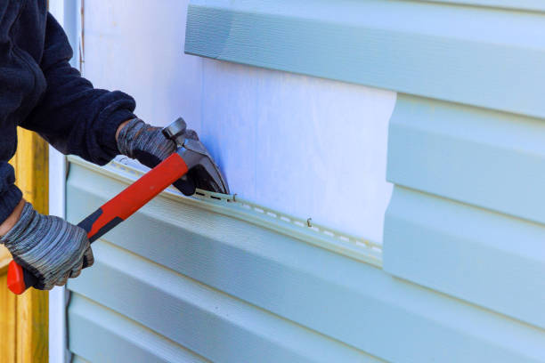 Reliable Siding Repair contractor in Mount Pleasant, OH by Creative Siding